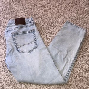 Hollister Super Skinny Jeans